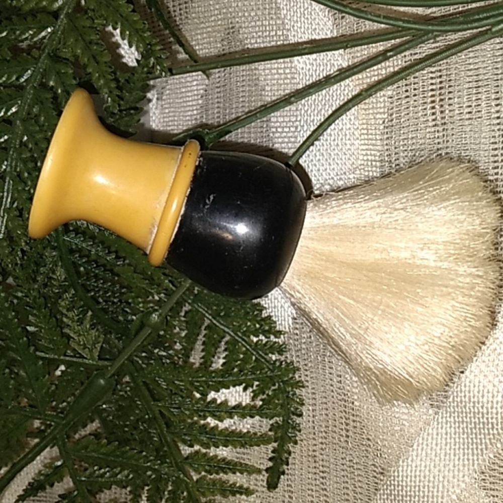 VINTAGE "Simms" BAKELITE SHAVING CREAM BRUSH-